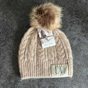 Rae Dunn winter hat